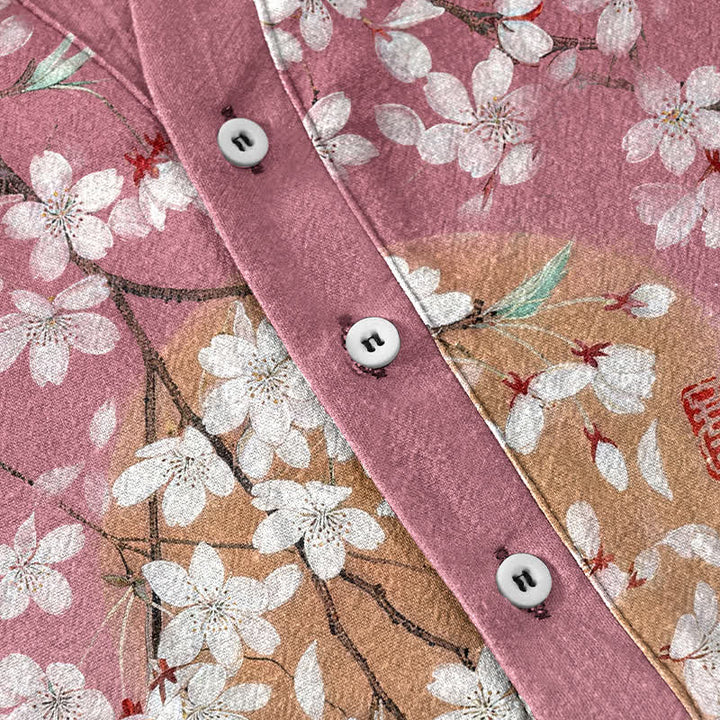 Buddha Stones Camisa de manga corta con medio botón para hombre, de algodón, con estampado de ramas de cerezo y sol. - image 3