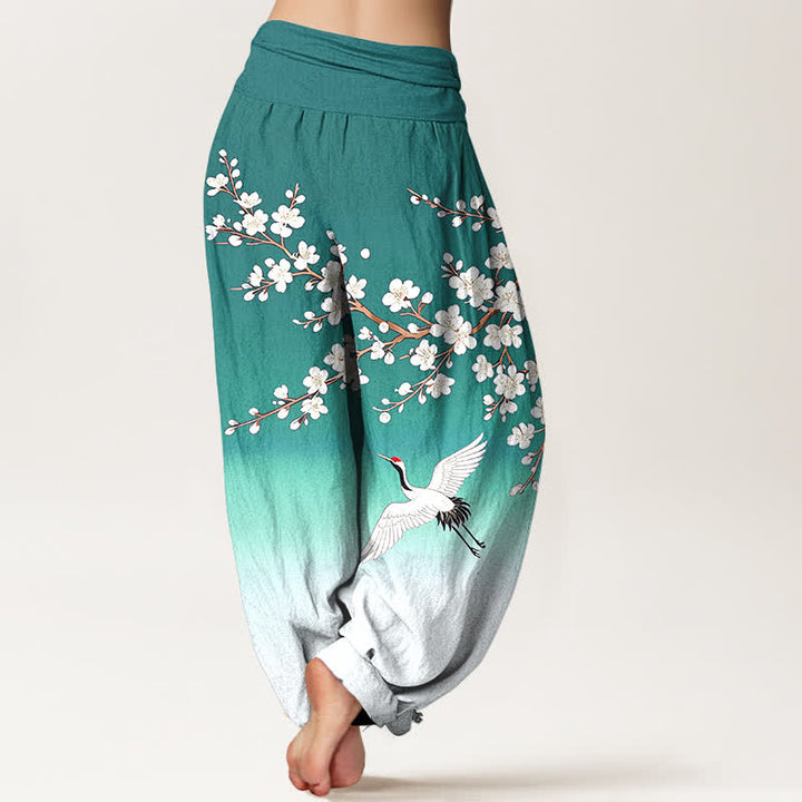 Buddha Stones Pantalones harem de mujer con cintura elástica y estampado de grullas y flores de ciruelo en color blanco algodón. - image 7