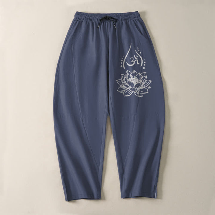 Buddha Stones Pantalones de hombre de algodón puro con estampado de loto sagrado Om, cordón ajustable y corte cónico, con bolsillos. - image 2