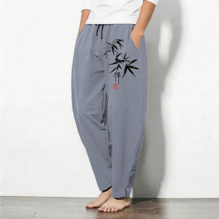 Buddha Stones Pantalones de hombre de algodón puro con estampado de hojas de bambú estilo zen, cordón ajustable y corte cónico, con bolsillos. - image 1