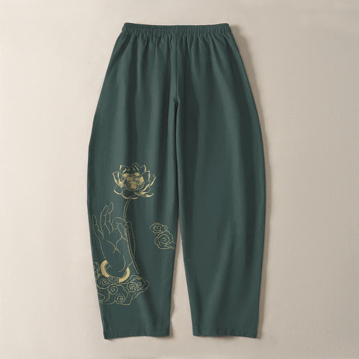 Buddha Stones Pantalones de hombre de algodón puro con estampado de nube de loto dorado, cordón ajustable y corte cónico, con bolsillos. - image 3