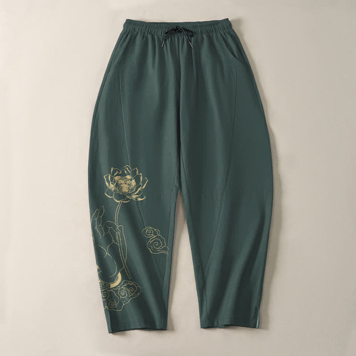 Buddha Stones Pantalones de hombre de algodón puro con estampado de nube de loto dorado, cordón ajustable y corte cónico, con bolsillos. - image 2