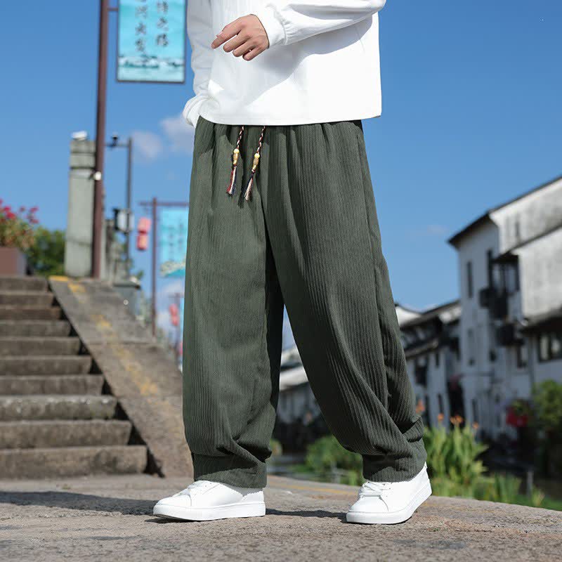 Buddha Stones Pantalones tobilleros de pana lisos con cordón ajustable, estilo casual vintage, para hombre, ideales para otoño e invierno. - Verde oliva oscuro - US/UK/AU46, EU56 (5XL) - image 0
