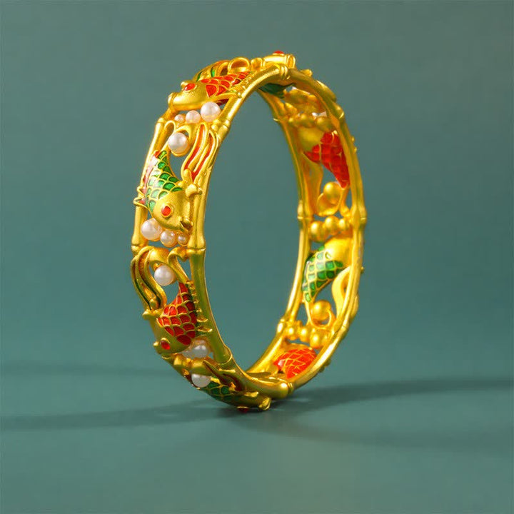 Buddha Stones Brazalete chino vintage con diseño de pez koi chapado en oro y símbolo del éxito. - Peces Koi (Éxito ♥ Determinación) - image 0