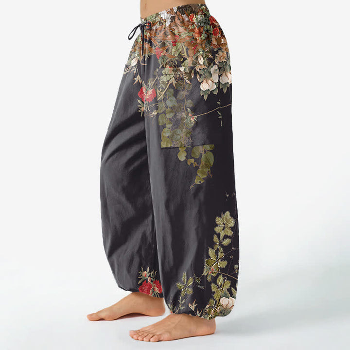 Buddha Stones Pantalones harem de algodón vintage con estampado de peonías rojas y cintura elástica para mujer, con bolsillos laterales. - image 1