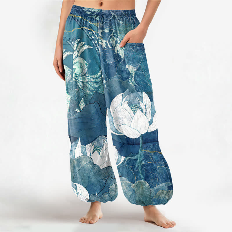 Buddha Stones Pantalones harem de algodón blanco con estampado de hojas de loto para mujer, cintura elástica y bolsillos laterales. - Azul claro - US16，UK/AU20，EU48 (3XL) - image 7