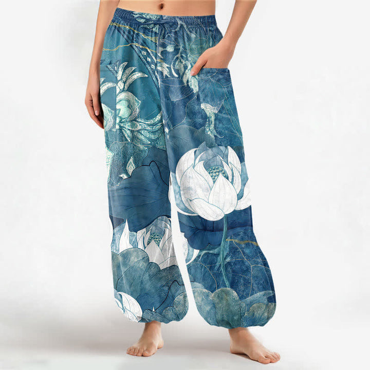 Buddha Stones Pantalones harem de algodón blanco con estampado de hojas de loto para mujer, cintura elástica y bolsillos laterales. - Azul claro - US16，UK/AU20，EU48 (3XL) - image 7