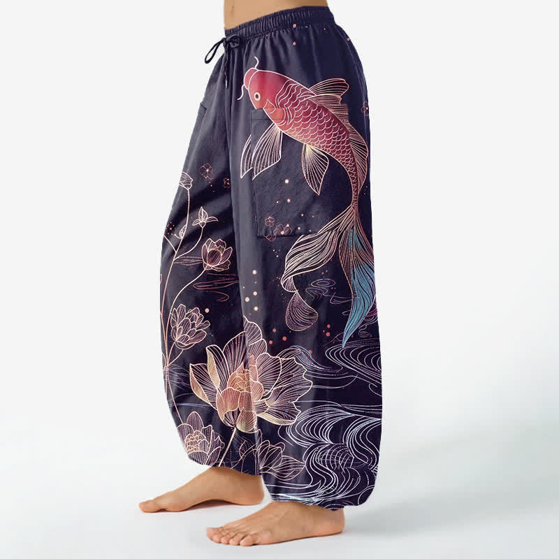 Buddha Stones Pantalones harem de algodón para mujer con estampado de peces koi y flores de loto, cintura elástica y bolsillos laterales. - image 8