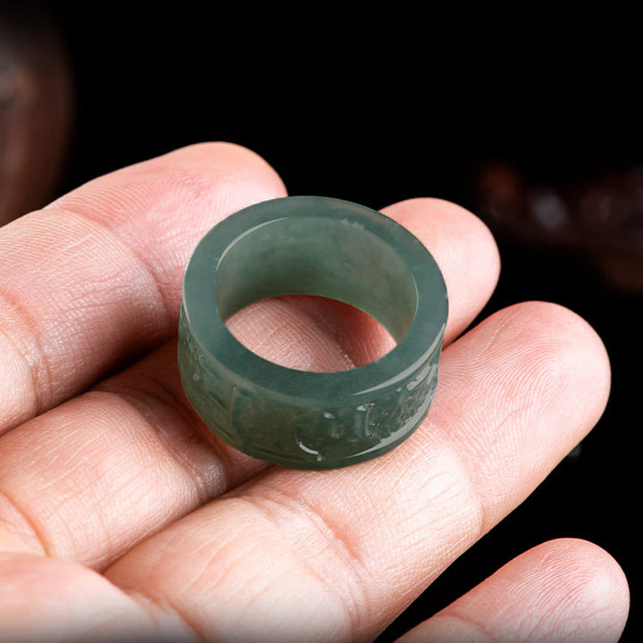 Anillo de prosperidad tallado con Om Mani Padme Hum y jade natural de Buddha Stones - image 4