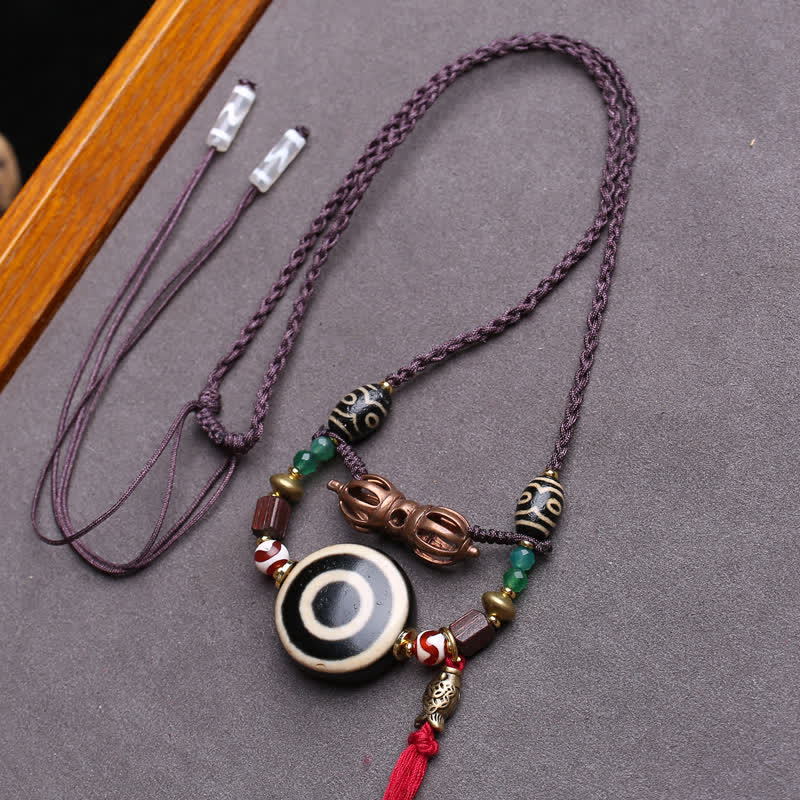 Buddha Stones Collar de protección con cuentas Dzi tibetanas, vajra, cuentas Dzi de tres ojos y cuerda trenzada. - Aprox. 24 × 10 mm - image 0