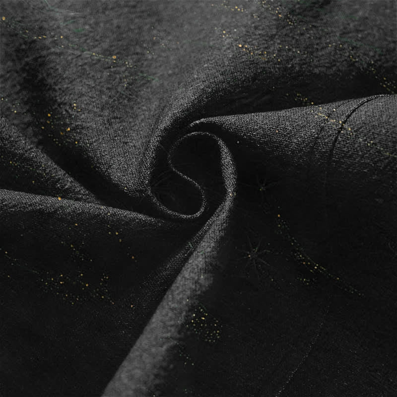 Buddha Stones Kimono de hombre con frente abierto, estampado de grulla dorada y ondas, de algodón. - image 5