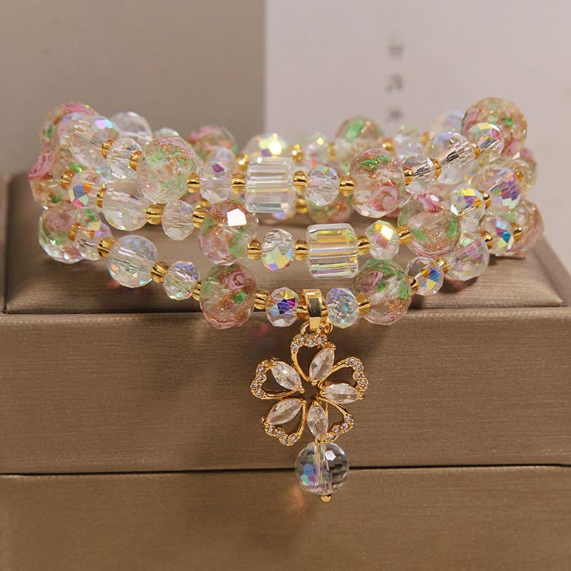 Buddha Stones Pulsera con dije floral triple de jardín de rosas y cuentas de vidrio Liuli blancas - image 7