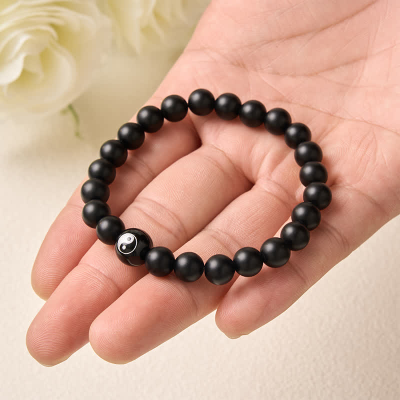 Buddha Stones Pulsera de equilibrio con cuentas redondas de ónix negro, turquesa blanca y yin yang de obsidiana negra. - image 4