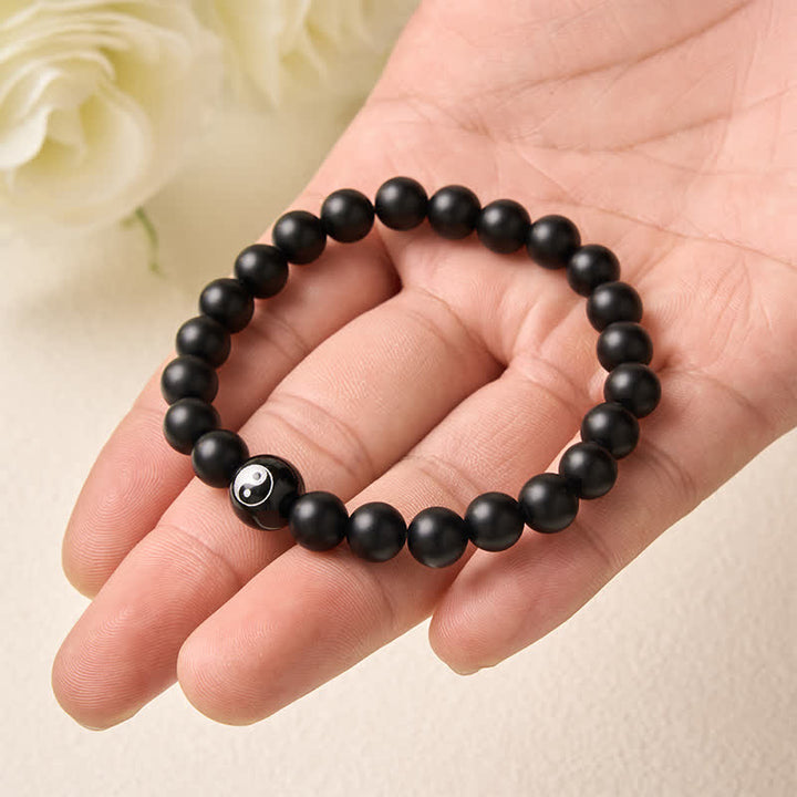 Buddha Stones Pulsera de equilibrio con cuentas redondas de ónix negro, turquesa blanca y yin yang de obsidiana negra. - image 4