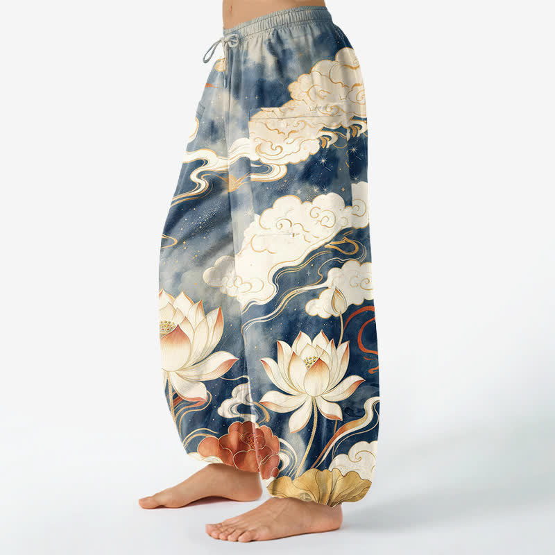 Buddha Stones Pantalones harem de algodón con estampado de nube de loto oriental y cintura elástica para mujer, con bolsillos laterales. - image 1