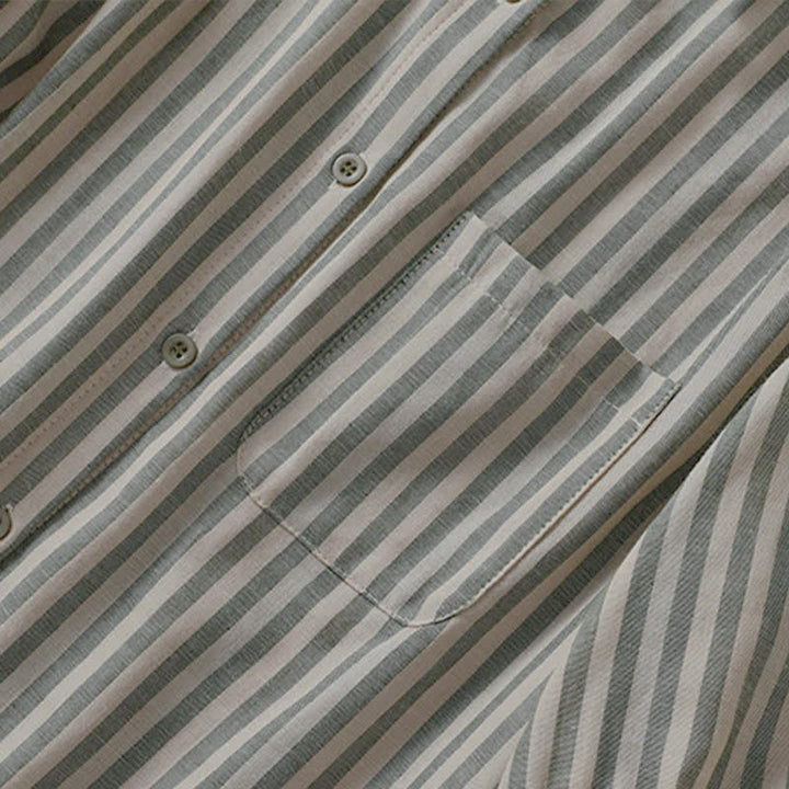 Buddha Stones Camisa de manga corta a rayas para mujer, estilo casual de verano, con botones y bolsillo de parche. - image 4