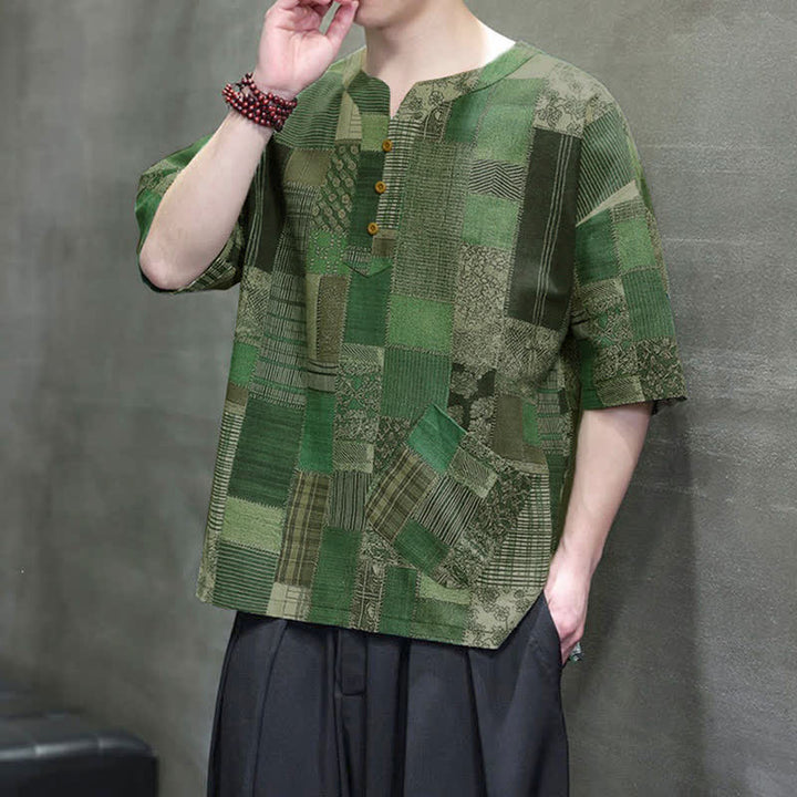 Buddha Stones Camisas de manga corta para hombre con diseño de patchwork a cuadros, estilo bohemio informal de verano y bolsillo de parche. - image 8