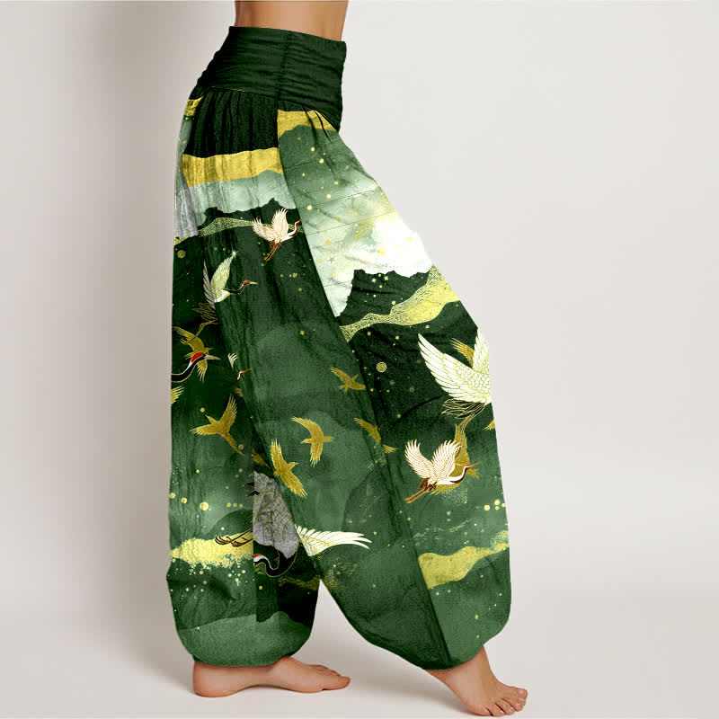 Buddha Stones Pantalones harem de mujer con cintura elástica y estampado de grullas voladoras doradas de algodón. - image 6