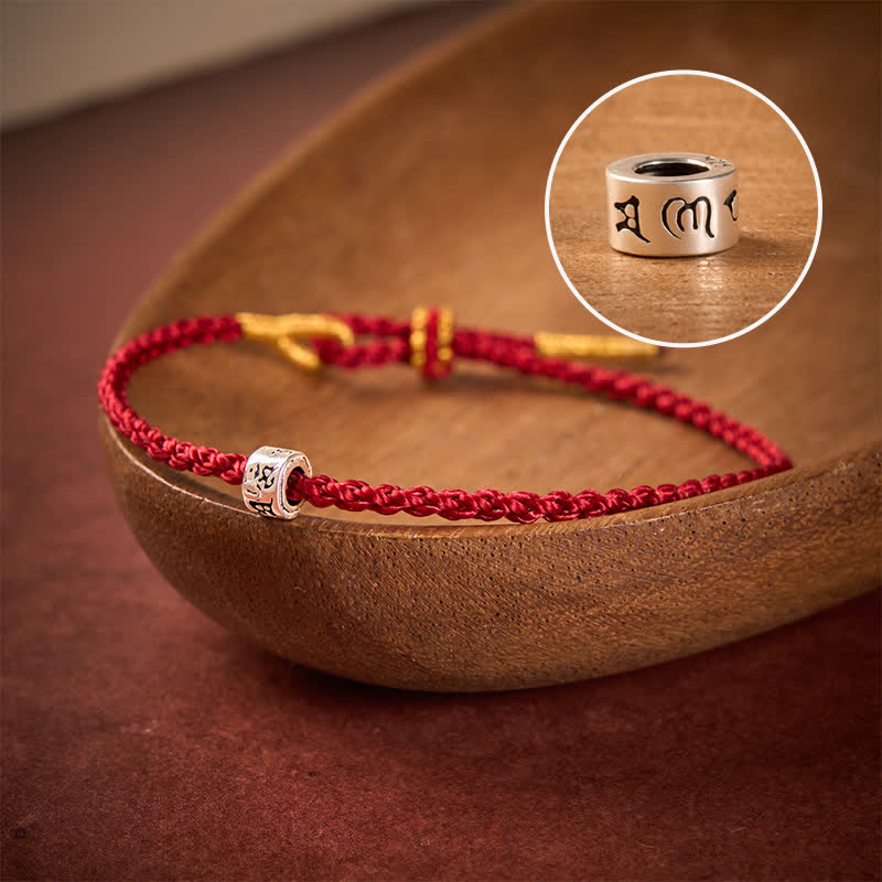 Buddha Stones Pulsera minimalista de plata de ley 925 con hilo negro y rojo, símbolo Om Mani Padme Hum Luck. - Hilo rojo oscuro - 5,5–6,3 pulgadas (14–16 cm) - image 0