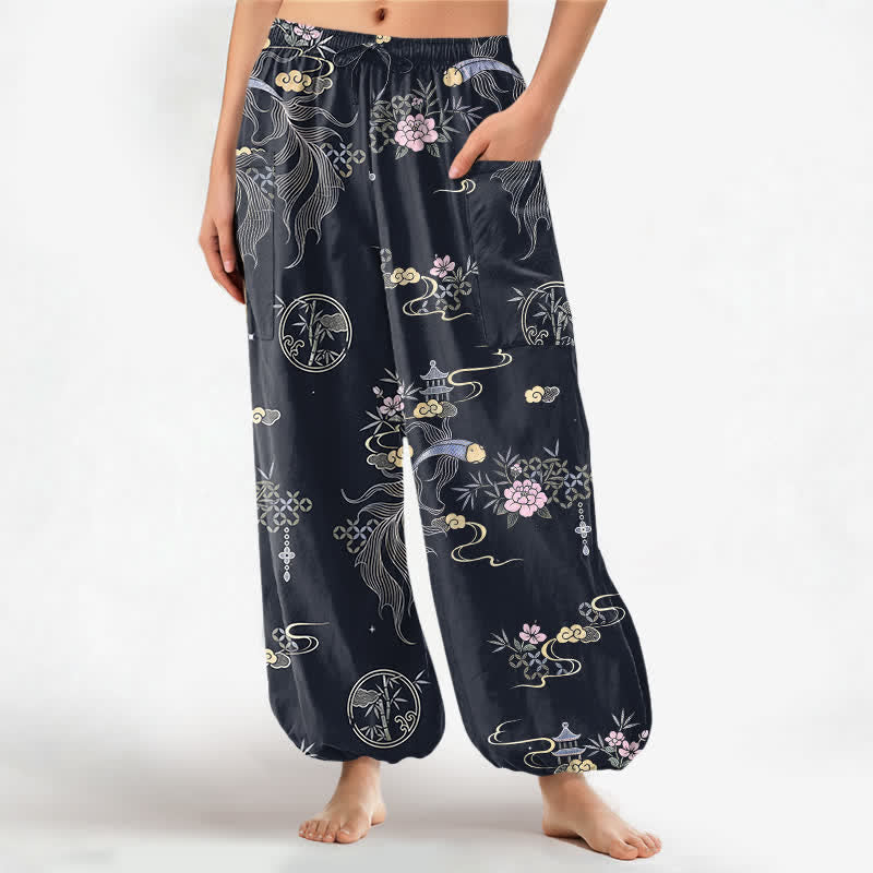 Buddha Stones Pantalones harem de algodón para mujer con estampado de nubes de bambú y peces koi, cintura elástica y bolsillos laterales. - Negro - US16，UK/AU20，EU48 (3XL) - image 0