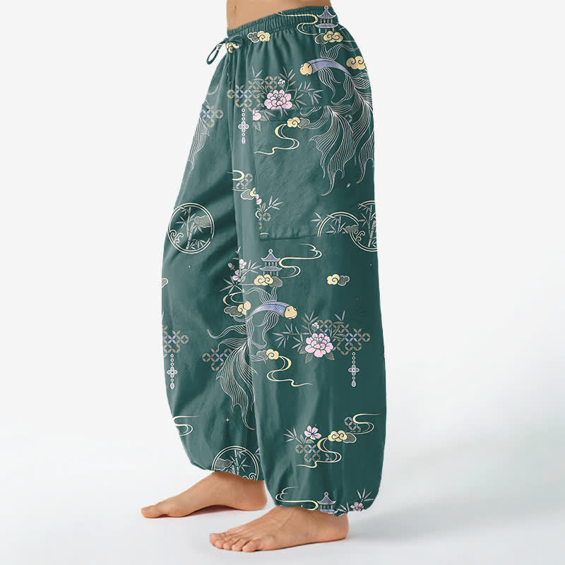 Buddha Stones Pantalones harem de algodón para mujer con estampado de nubes de bambú y peces koi, cintura elástica y bolsillos laterales. - image 11