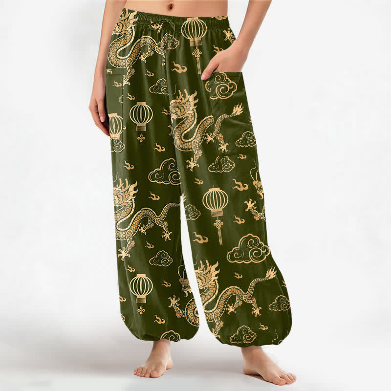 Buddha Stones Pantalones harem de algodón con estampado de linterna de dragón dorado para mujer, cintura elástica y bolsillos laterales. - Verde oliva oscuro - US16，UK/AU20，EU48 (3XL) - image 10