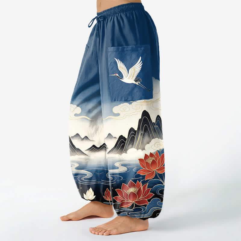 Buddha Stones Pantalones harem de algodón con estampado de paisaje oriental, loto y grulla para mujer, cintura elástica y bolsillos laterales. - image 1