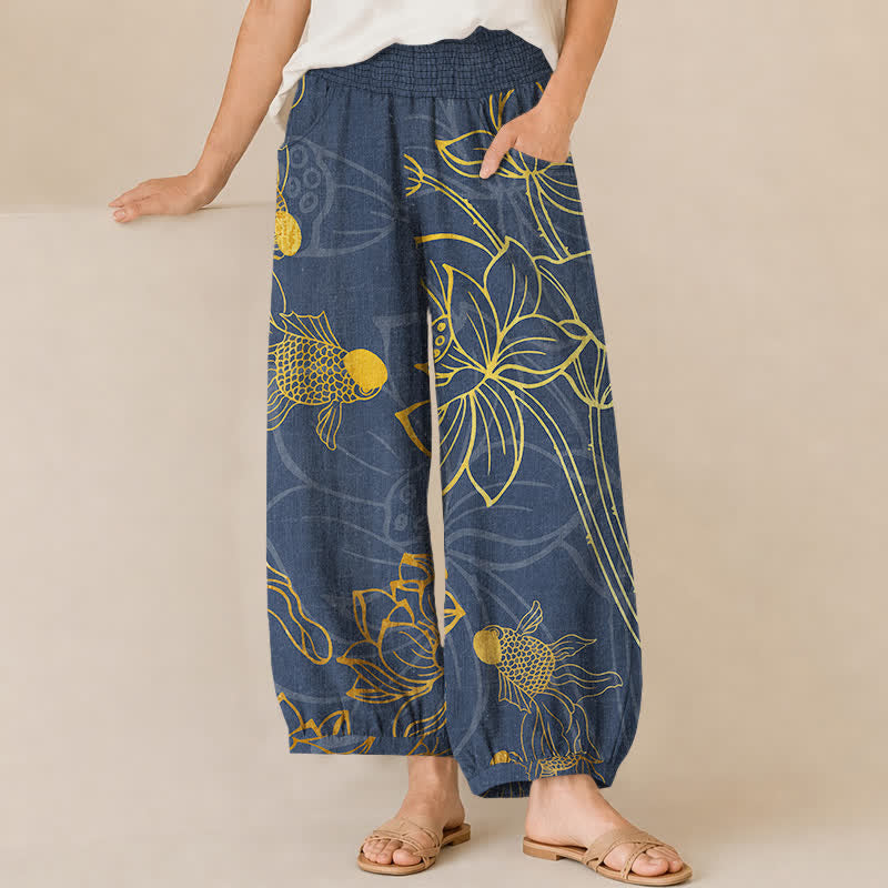 Buddha Stones Pantalones harem de algodón dorado con estampado de peces koi, cintura elástica plisada y bolsillos para mujer. - Azul acero - US16，UK/AU20，EU48 (3XL) - image 6