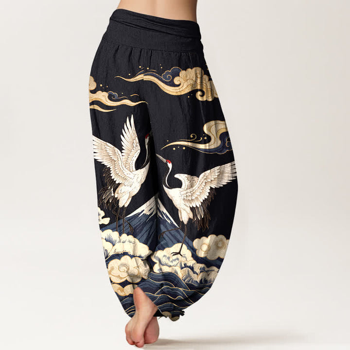 Buddha Stones Pantalones harem de mujer con cintura elástica y estampado de grullas, montañas y nubes, de algodón. - image 2