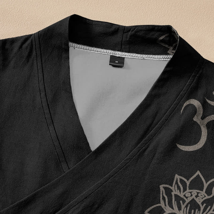 Buddha Stones Kimono de manga larga para mujer, estilo Hanfu, con cuello en V y cordones, estampado de loto de algodón y diseño Om. - image 2