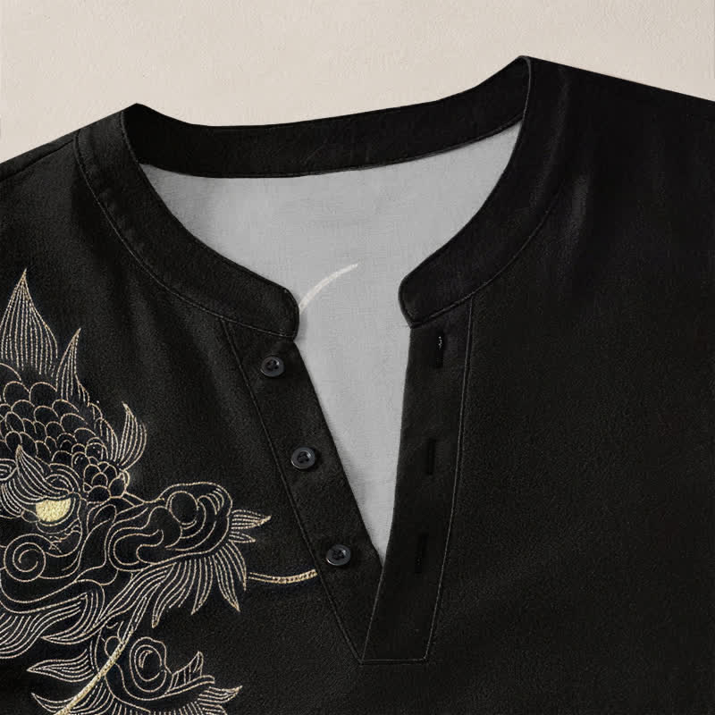 Buddha Stones Camisas de manga larga para hombre de algodón con cuello en V y estampado de dragón vintage. - image 4