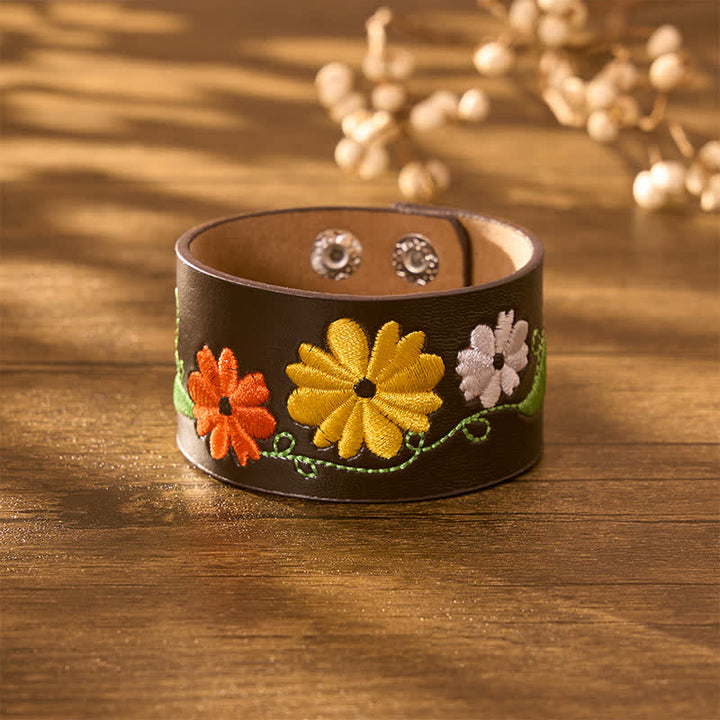 Buddha Stones Pulsera protectora de cuero tejida a mano con bordado floral. - image 3