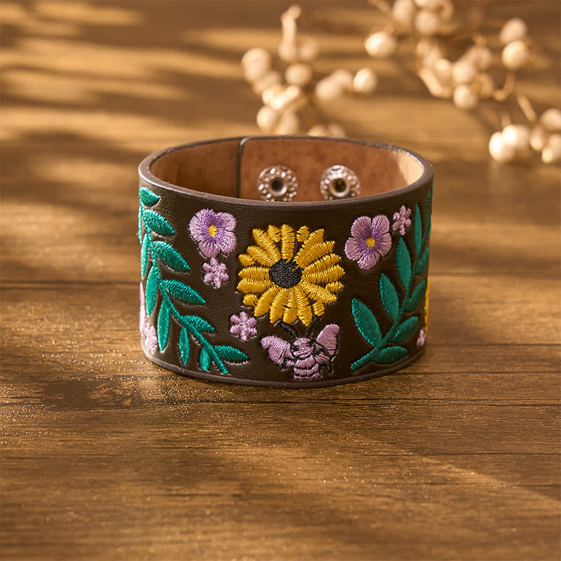 Buddha Stones Pulsera vintage de cuero con hebilla bordada con mariposa y rosas florales. - image 3
