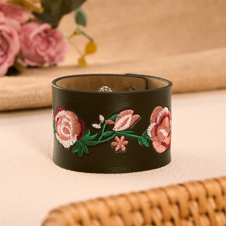 Buddha Stones Pulsera vintage de cuero con hebilla bordada con mariposa y rosas florales. - Flor rosa (circunferencia de la muñeca: aprox. 15-17 cm) - image 16