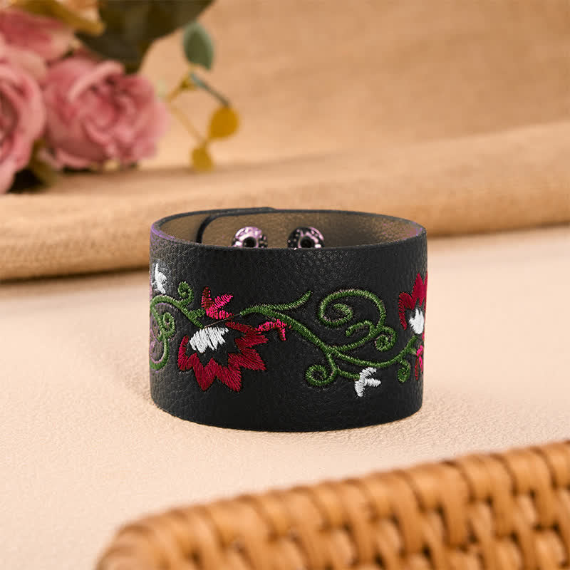 Buddha Stones Pulsera de protección de cuero con hebilla ajustable y bordado floral - Negro (Circunferencia de la muñeca: aprox. 5,9–6,7 pulgadas / 15–17 cm) - image 8