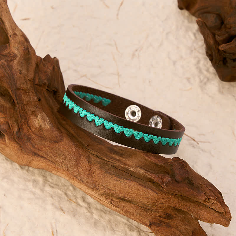 Buddha Stones Pulsera ajustable de cuero con hebilla protectora bordada en forma de corazón - image 3