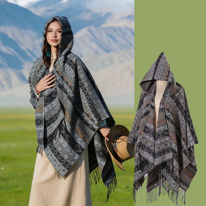 Buddha Stones Poncho con capucha, rayas geométricas y borlas para mujer, ideal para otoño e invierno. - Gris tostado - 140*159 cm - image 16