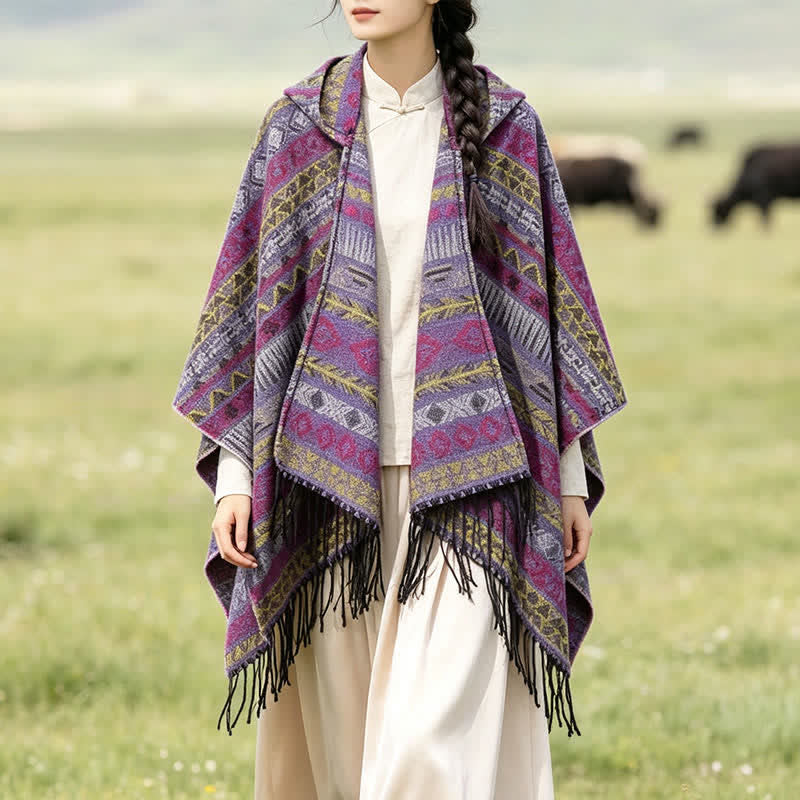 Buddha Stones Poncho con capucha, rayas geométricas y borlas para mujer, ideal para otoño e invierno. - image 34
