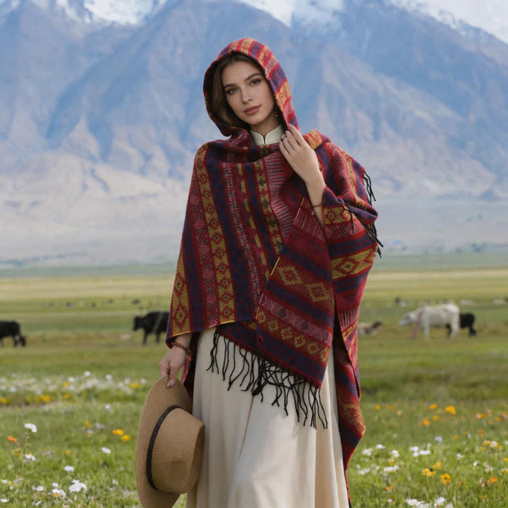 Buddha Stones Poncho con capucha, rayas geométricas y borlas para mujer, ideal para otoño e invierno. - image 11