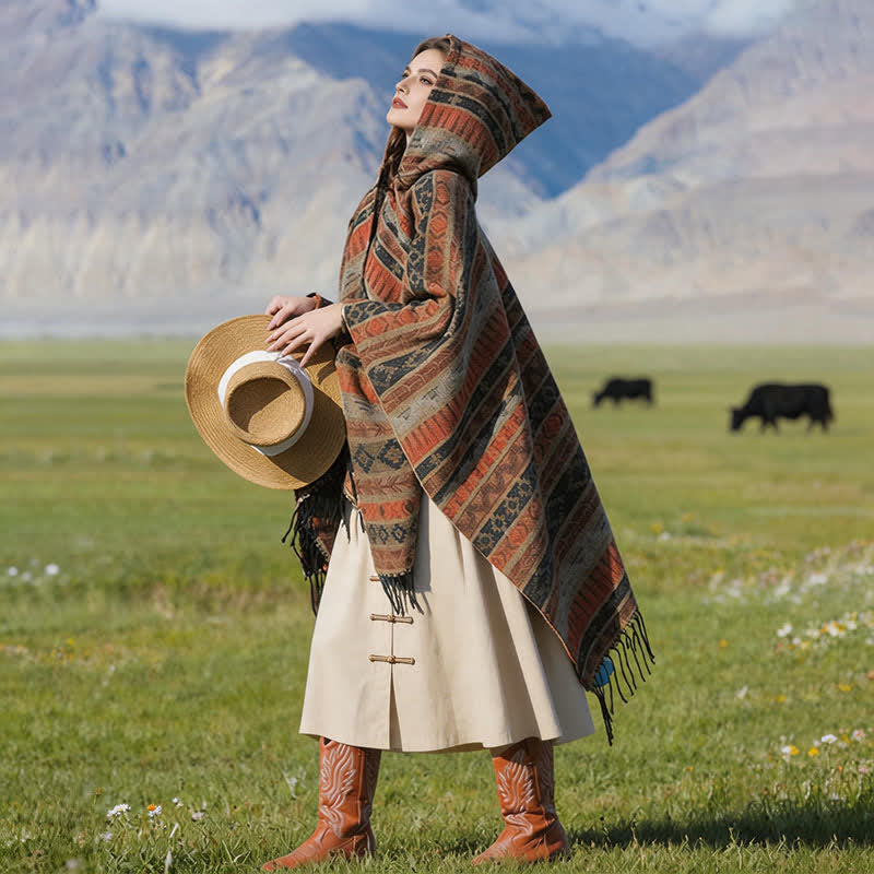 Buddha Stones Poncho con capucha, rayas geométricas y borlas para mujer, ideal para otoño e invierno. - image 9