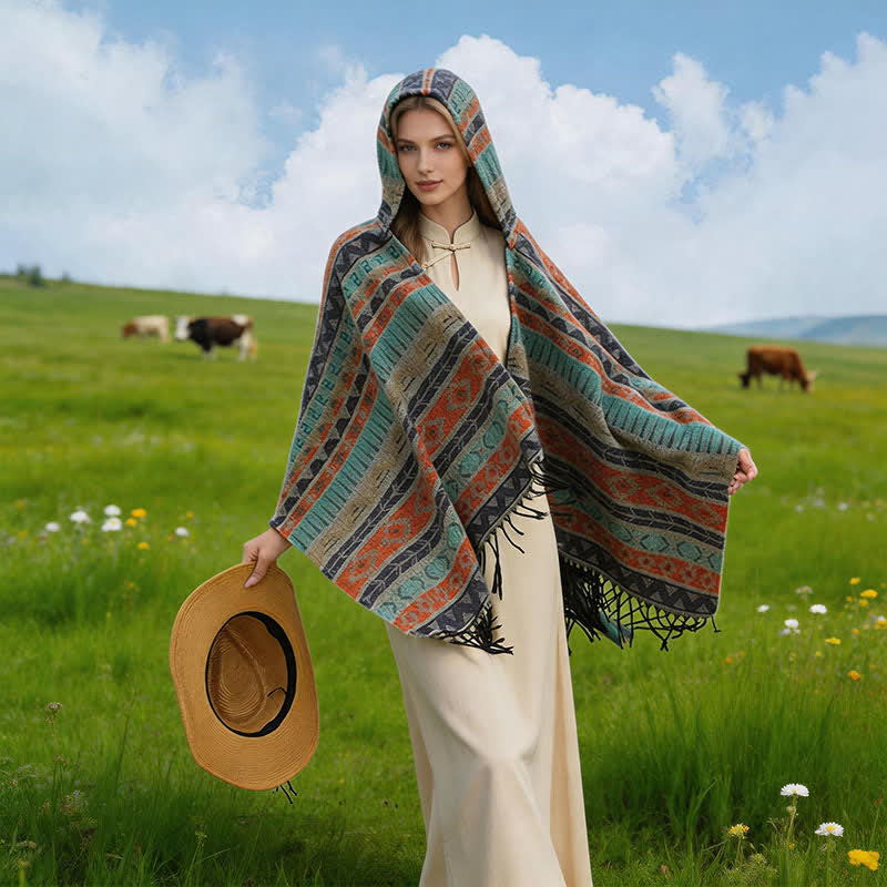 Buddha Stones Poncho con capucha, rayas geométricas y borlas para mujer, ideal para otoño e invierno. - image 27