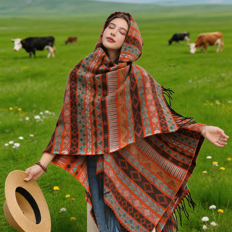 Buddha Stones Poncho con capucha, rayas geométricas y borlas para mujer, ideal para otoño e invierno. - image 2