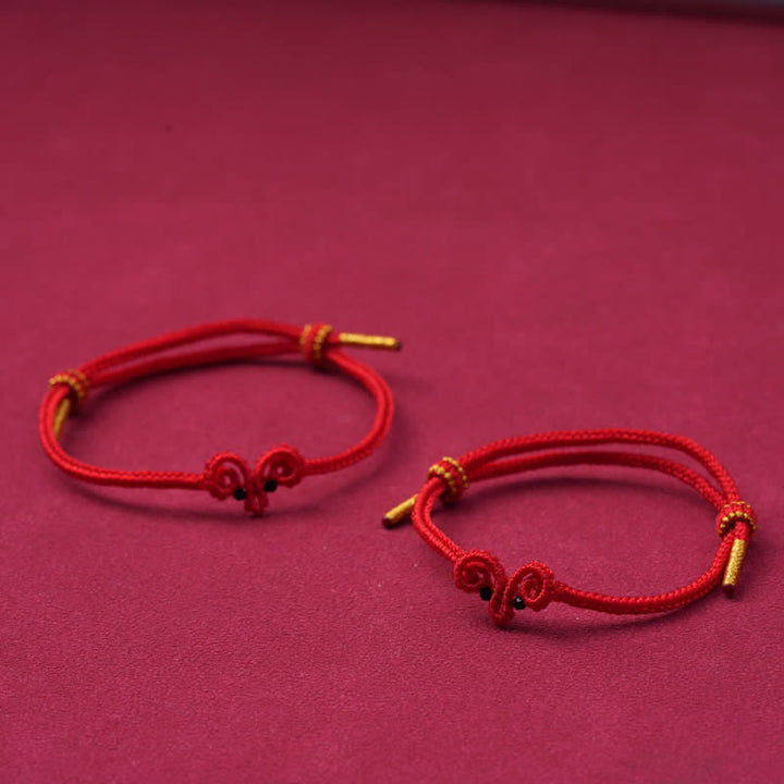 Buddha Stones Pulsera de la suerte con forma de cabra, tejida a mano con hilo rojo. - image 2
