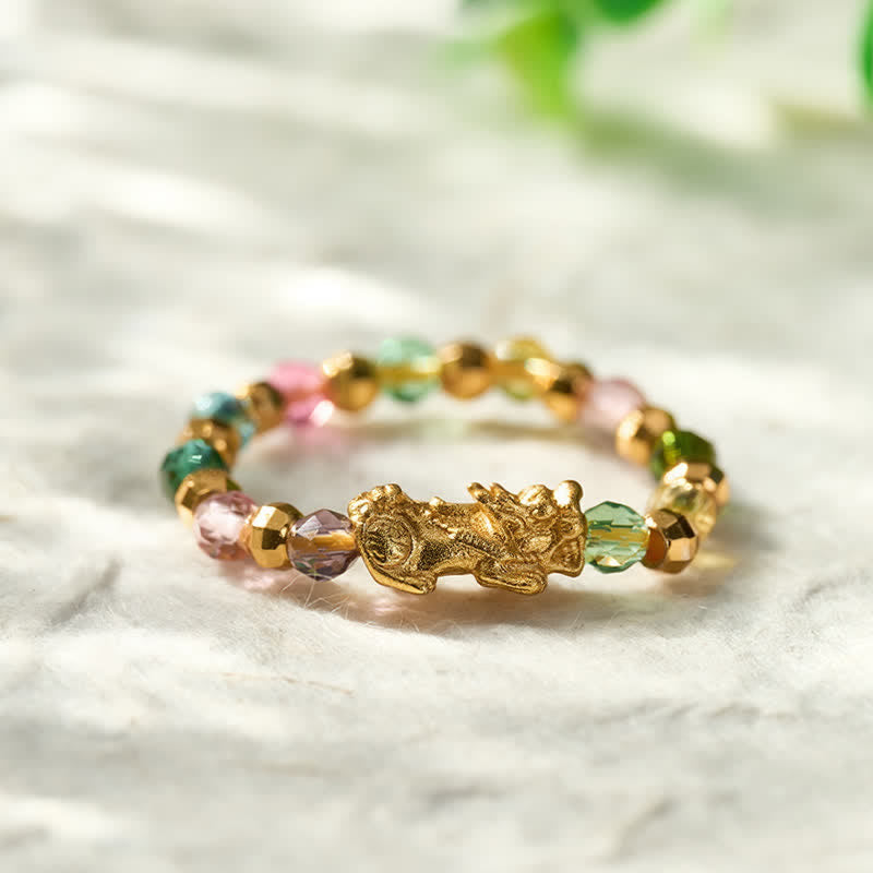 Buddha Stones Anillo mini elástico de cobre facetado multicolor Pi Xiu para la riqueza y la energía. - Se ajusta a tallas US 6-8 (52-55 mm) - image 0