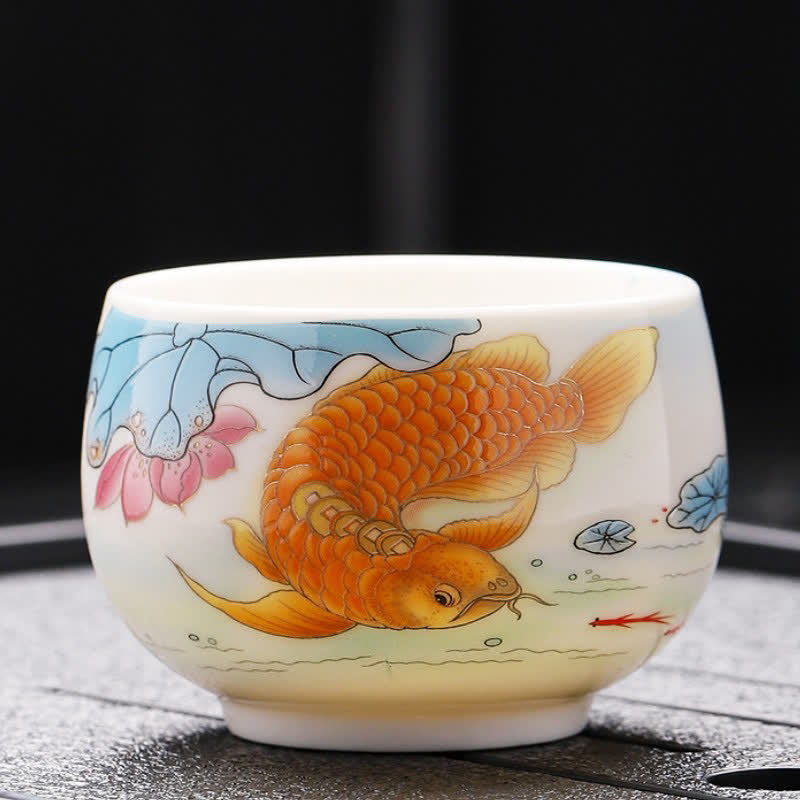 Buddha Stones Taza de té de porcelana blanca pintada a mano con diseño de koi, loto y dragón. - Loto - image 1