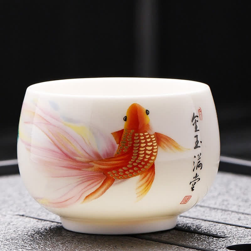 Buddha Stones Taza de té de porcelana blanca pintada a mano con diseño de koi, loto y dragón. - Peces koi - image 0
