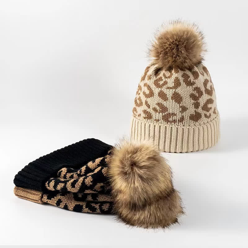 Buddha Stones Gorro de punto acanalado con pompón y estampado de leopardo para mujer, ideal para otoño/invierno. - image 3