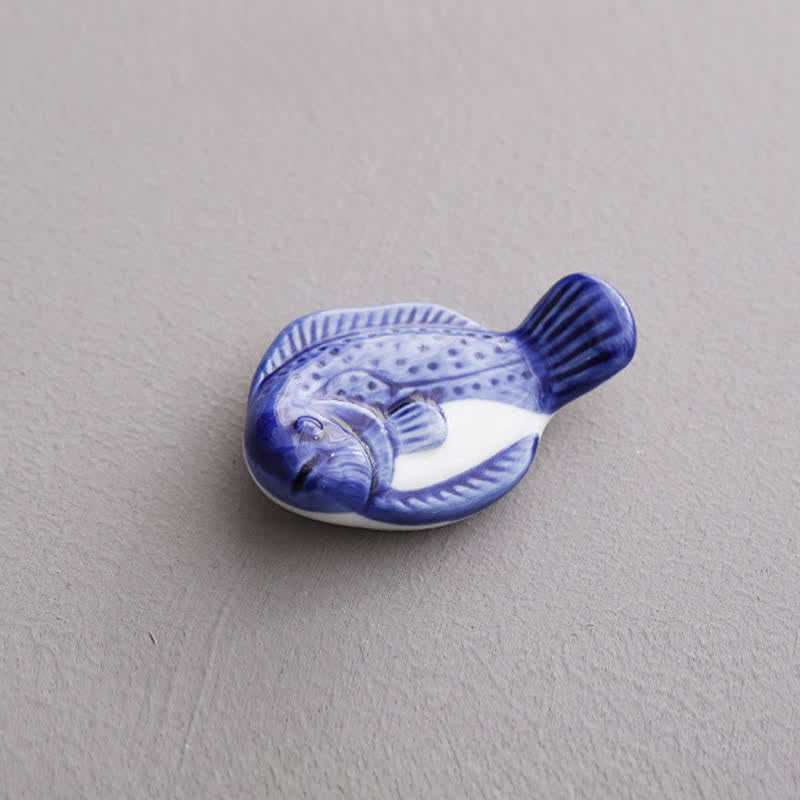 Buddha Stones Soporte para palillos de cerámica con forma de pez, azul, blanco y verde - Tilapia azul Aprox. 6,2 × 4,0 × 1,5 cm - Cerámico - image 8