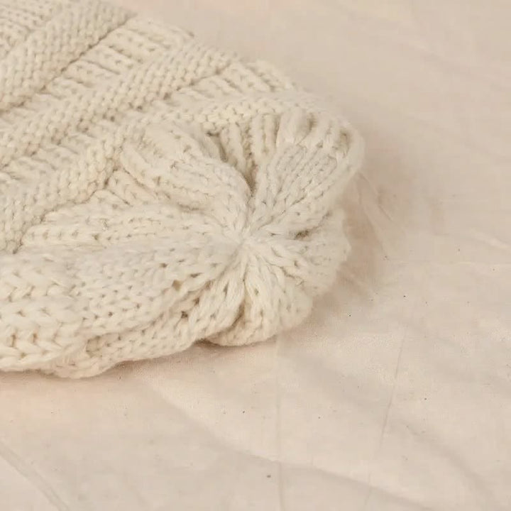 Buddha Stones Gorro holgado de punto trenzado para mujer, ideal para otoño e invierno. - image 2