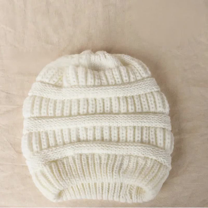 Buddha Stones Gorro holgado de punto trenzado para mujer, ideal para otoño e invierno. - image 3